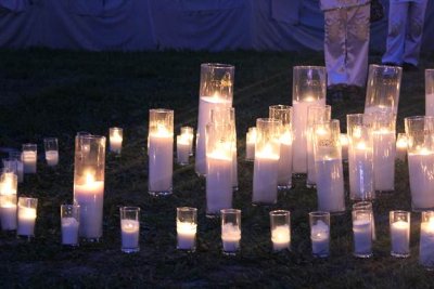 Аренда 400 насыпных напольных свечей 100 комплектов свечей. Один комплект - 4 свечи разных размеров (70, 50, 40, 35 см)